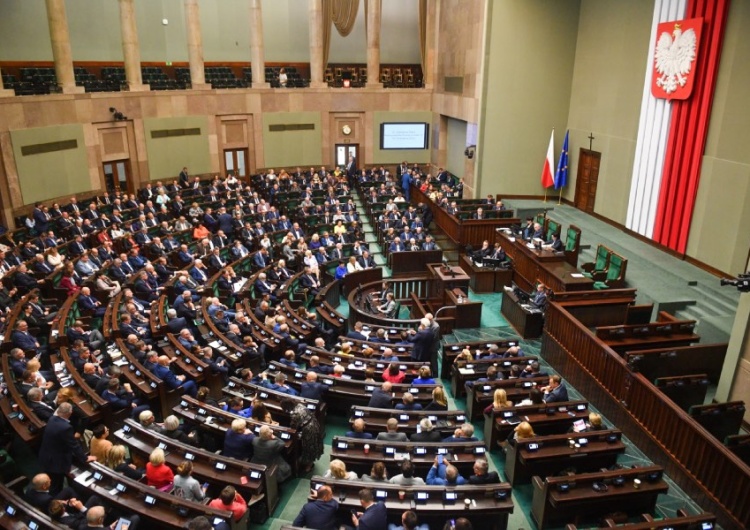 Sejm podjął uchwałę w sprawie reparacji. Ci posłowie zagłosowali przeciwko