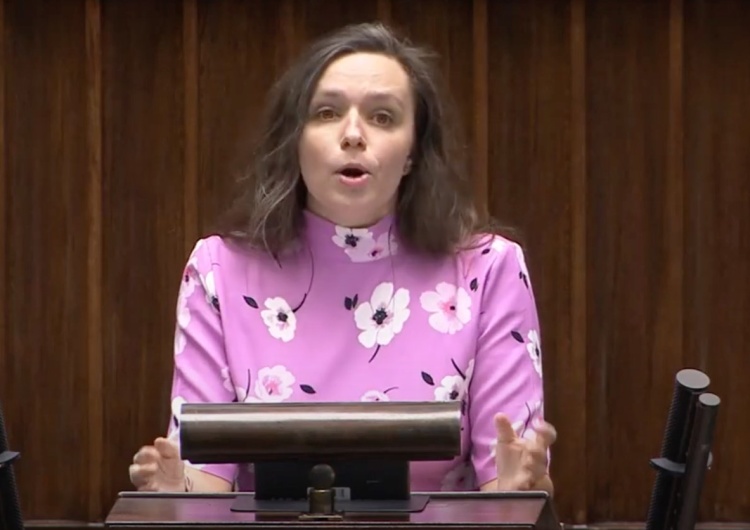 Klaudia Jachira Kuriozalne wystąpienie Jachiry. Zobacz, jak zareagował Terlecki [WIDEO]