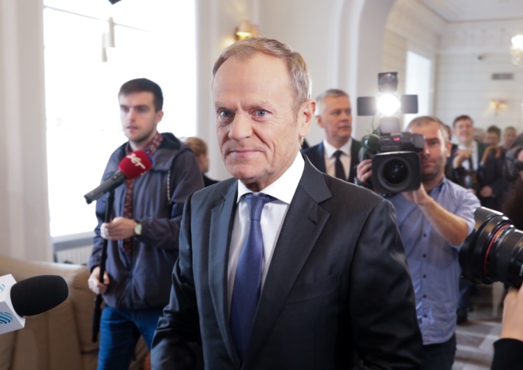 Donald Tusk Polacy ocenili Donalda Tuska. Ten sondaż nie spodoba się liderowi PO