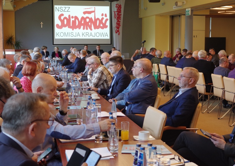  Stanowisko Solidarności: Główne problemy to energia, wynagrodzenia i emerytury stażowe