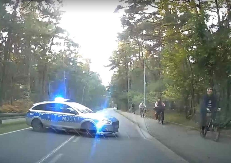 Pirat drogowy  Pirat drogowy szalał w Juracie. Jednej rzeczy nie przewidział [WIDEO]