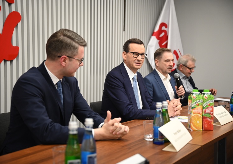 „Najlepsze modele gospodarczo-społeczne wykluwają się w dialogu”. Rozpoczęło się spotkanie premiera Mateusza Morawieckiego z Solidarnością