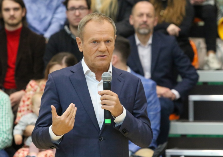 Donald Tusk Tusk wymienił trzy powody, by odsunąć PiS od władzy