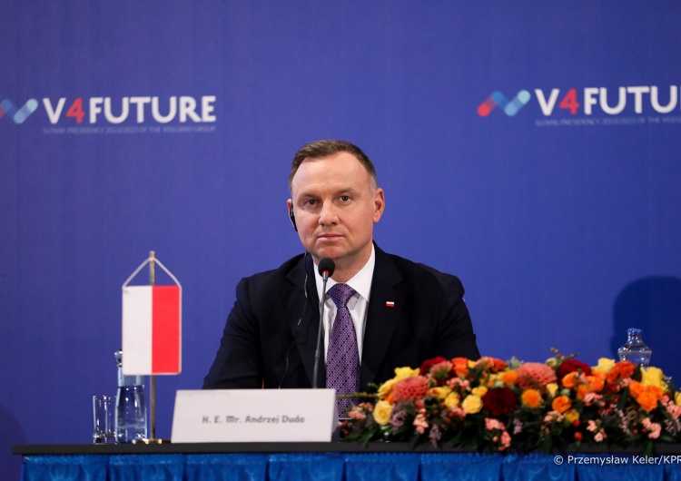 Prezydent RP Andrzej Duda Groźby Rosji o użyciu broni nuklearnej. Mocna odpowiedź Andrzeja Dudy