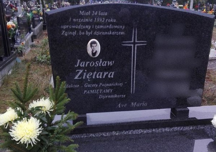 Grób Jarosława Ziętary Jest wyrok ws. zabójstwa dziennikarza Jarosława Ziętary