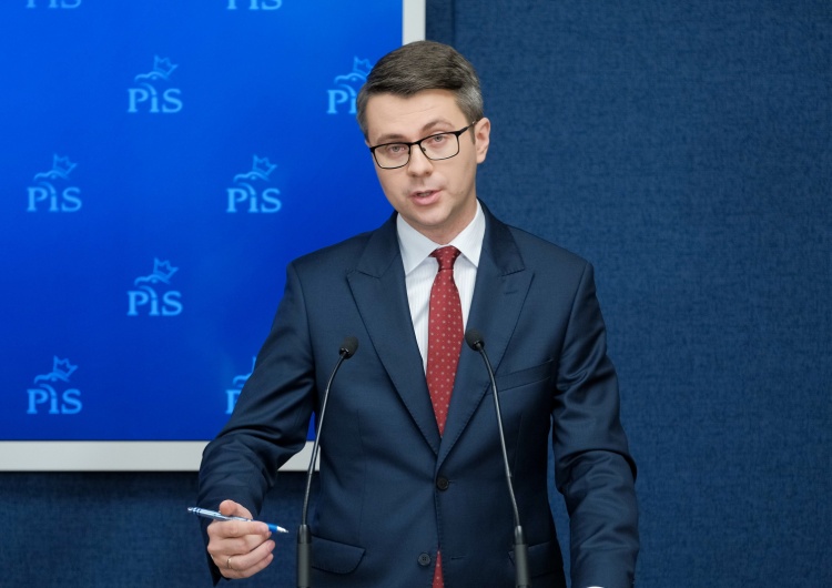 Rzecznik rządu Piotr Müller Co dalej z budową elektrowni atomowej w Polsce? Rzecznik rządu zabiera głos