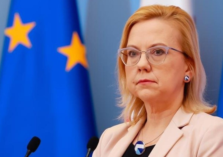 Minister Klimatu Anna Moskwa Budowa elektrowni atomowej. Nowe informacje ws. wyboru dostawcy technologii