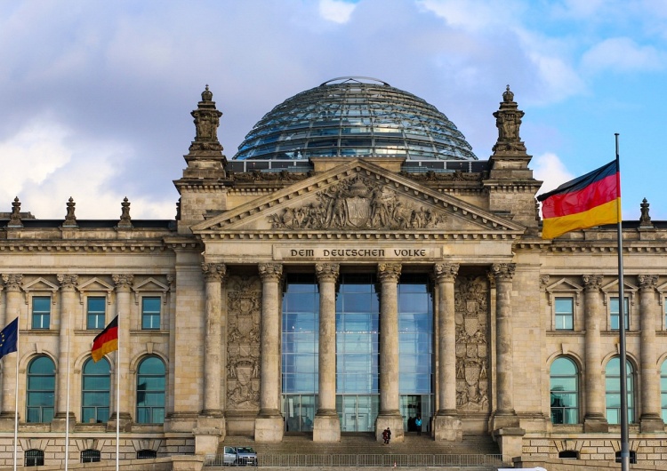 Bundestag, Niemcy Wiceszefowa Bundestagu krytykuje zawracanie migrantów na granicy polsko-białoruskiej. „To niezgodne z prawem i naszymi wartościami”