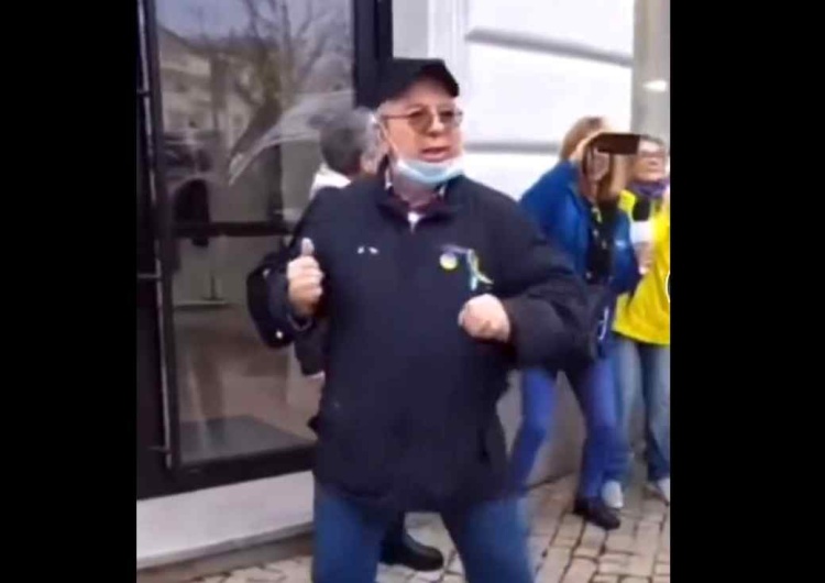 Dyskoteka KOD-u Emeryci z KOD-u urządzili