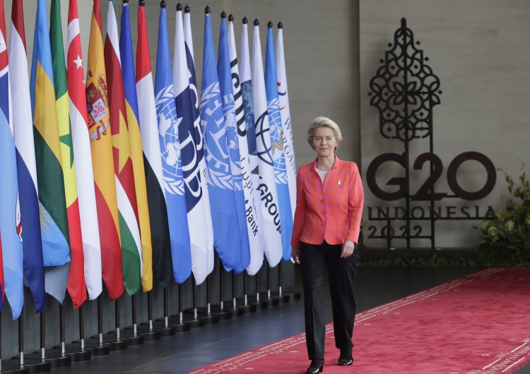 Przewodnicząca Komisji Europejskiej Ursula von der Leyen Z. Kuźmiuk: Przy ocenie realizacji KPO przez KE są jednak równi i równiejsi