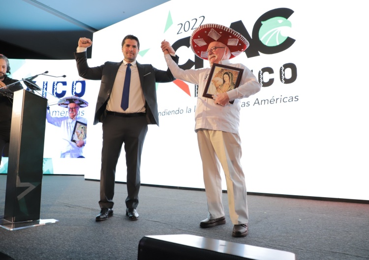 Lech Wałęsa na zjeździe CPAC w Meksyku Wałęsa: