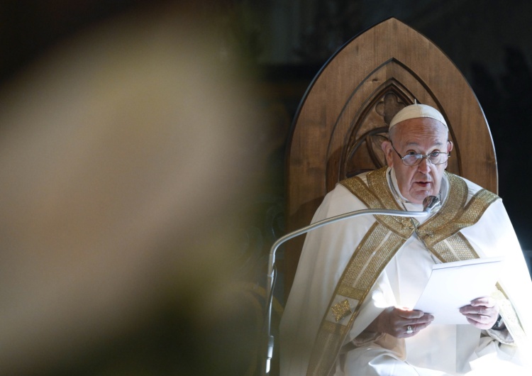 Papież Franciszek w Asti Franciszek w Asti: Spójrzmy na Jezusa, by królować wraz z Nim 