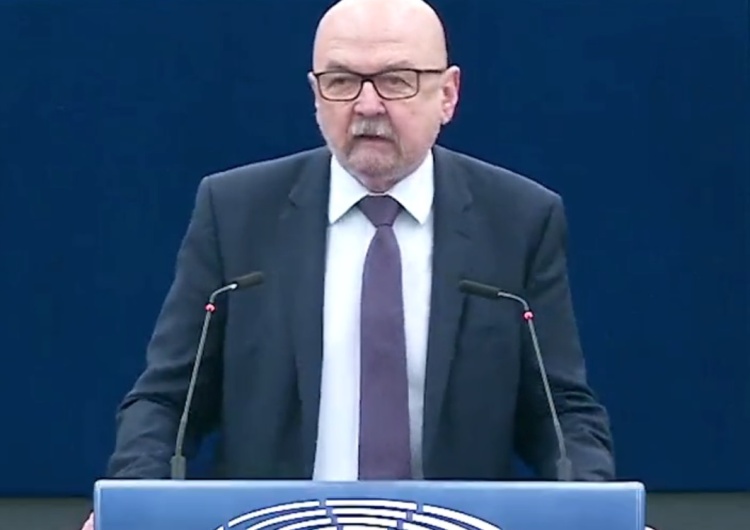 Prof. Ryszard Legutko Prof. Legutko ostro w PE: Mówcie, co chcecie, ale to nie jest demokracja