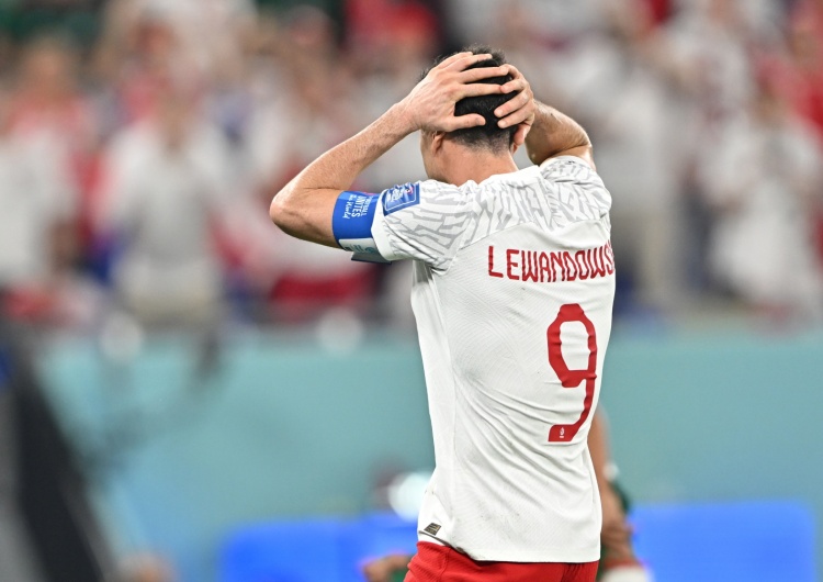 Robert Lewandowski Niemcy dopiekli Lewandowskiemu po zmarnowanym karnym. Szydercze przezwisko kapitana polskiej kadry