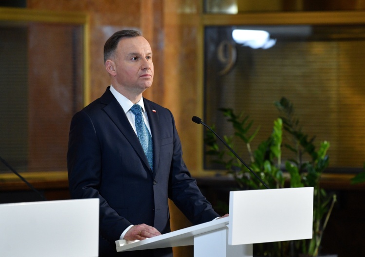 Andrzej Duda Jest zawiadomienie w sprawie znieważenia Prezydenta RP przez aktywistkę młodzieżówki PO