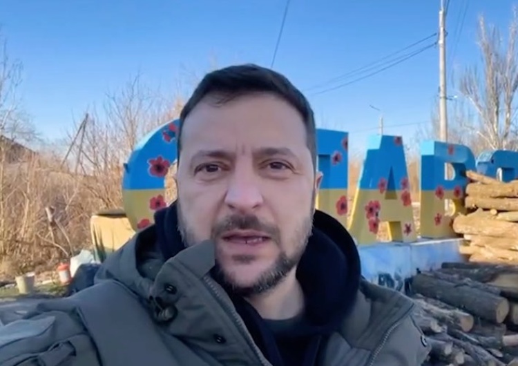 Wołodymyr Zełenski w Słowiańsku Zełenski zaskoczył ukraińskich żołnierzy. Przyjechał do Słowiańska