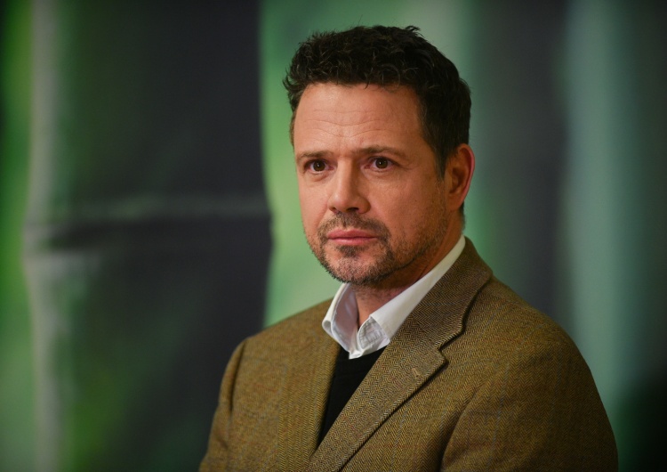 Rafał Trzaskowski Trzaskowski obiecał zatrudnienie 500 niepełnosprawnych. Oto co z tego wyszło