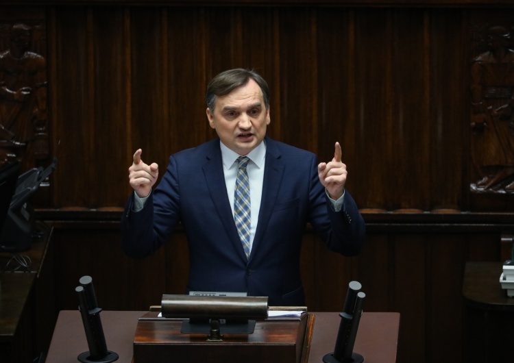 Minister Sprawiedliwości Zbigniew Ziobro [WIDEO] „Reprezentujecie partię niemiecką w Polsce”. Zbigniew Ziobro ostro do opozycji w Sejmie