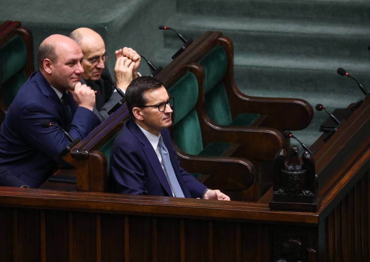 premier Mateusz Morawiecki Premier: Jestem gotowy do debaty z Donaldem Tuskiem