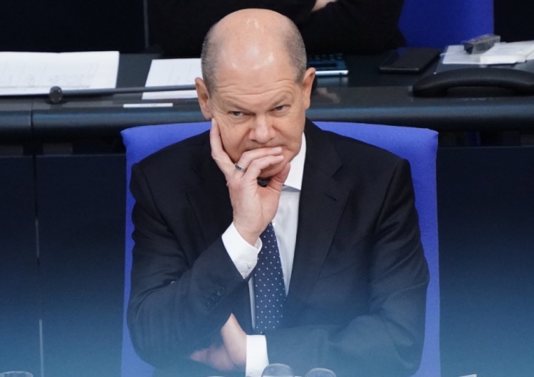 Olaf Scholz Niemiecka opozycja do Scholza: To przez Pana Ukraina nie dostaje czołgów!