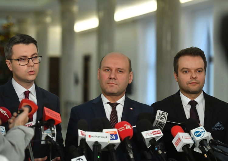 Projekt ustawy o Sądzie Najwyższym zdjęty z porządku obrad. Rzecznik PiS podał powód