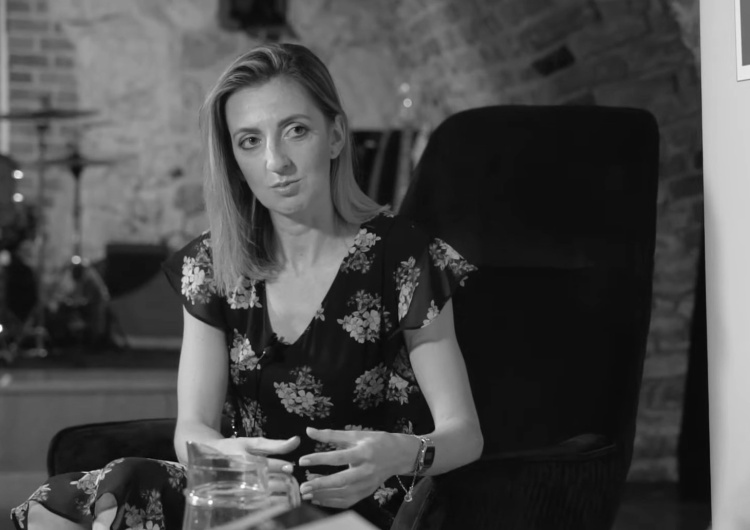Monika Dejk-Ćwikła „Próbowała ratować psa”. Są pierwsze, nieoficjalne ustalenia ws. śmierci wokalistki Moniki Dejk-Ćwikły