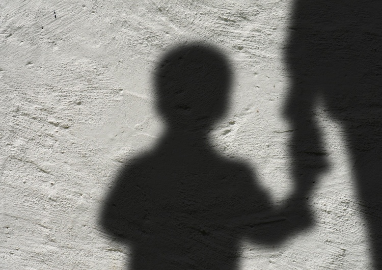 Niemcy: Nowe informacje ws. wstrząsającej afery pedofilskiej. „Szajka działała 30 lat. Problem dotyczył całych Niemiec”