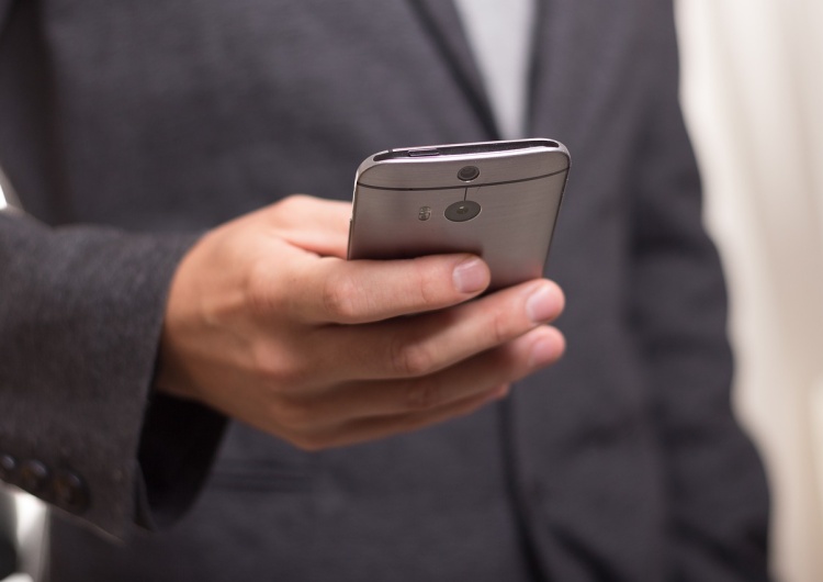 Nowa metoda oszustów Dostałeś takiego SMS-a? Uważaj! Nowa metoda oszustów