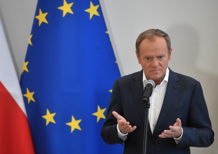 Donald Tusk „Klasyczny przykład cynicznej hipokryzji i obłudy”. Wiceszef MSWiA dosadnie o słowach Tuska
