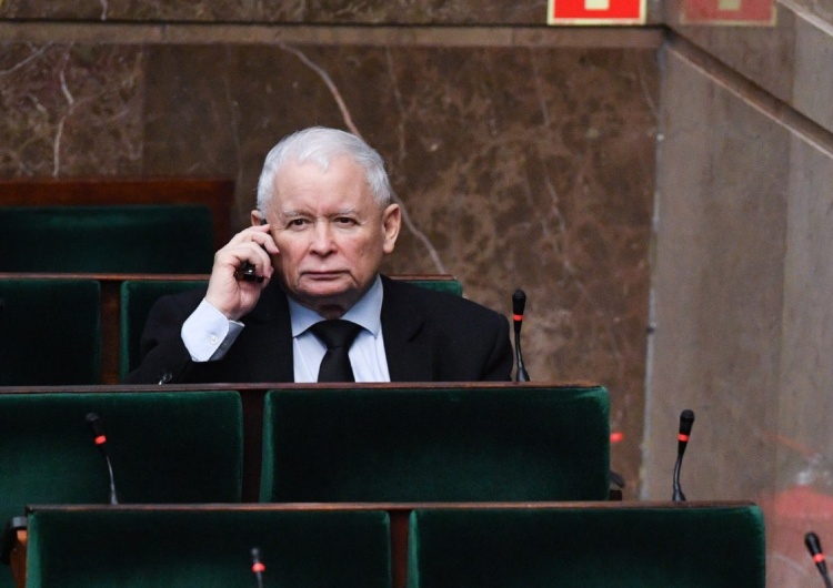 Szef PiS Jarosław Kaczyński  Podwyżki dla trzech milionów Polaków? „PiS szykuje bombę na wybory”