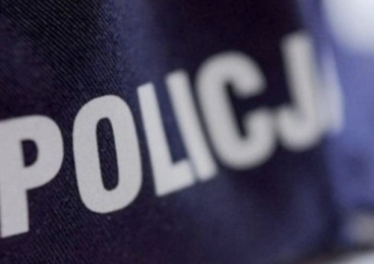 policja Horror w Łodzi. Zakrwawione zwłoki kobiety i mężczyzny z ranami kłutymi