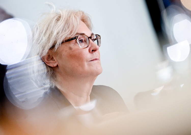 Była minister obrony Niemiec Christine Lambrecht Niemiecka minister obrony Christine Lambrecht podała się do dymisji