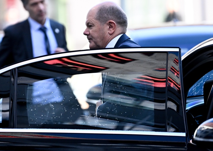 Olaf Scholz „Wczoraj w trakcie joggingu w Berlinie spotkałem niemieckie małżeństwo…” Takiej odpowiedzi Mularczyka Scholz się nie spodziewał