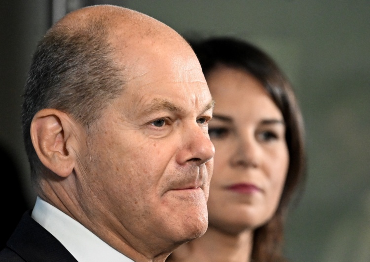 Olaf Scholz A jednak. Niemieckie Leopardy pojadą na Ukrainę bez amerykańskich Abramsów?