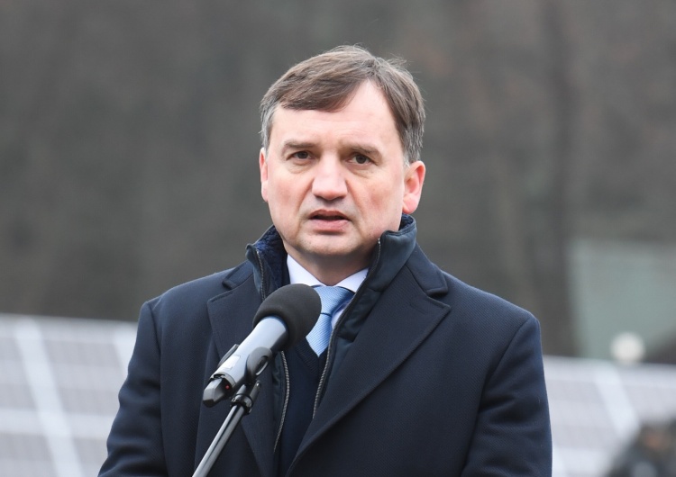 Zbigniew Ziobro Ziobro: To polityka ustępstw prezydenta doprowadziła sytuację ws. KPO do punktu, w którym się znajdujemy