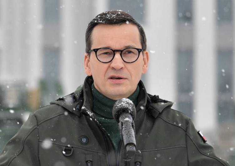 Premier Mateusz Morawiecki Podatek od zrzutki? Premier zabiera głos