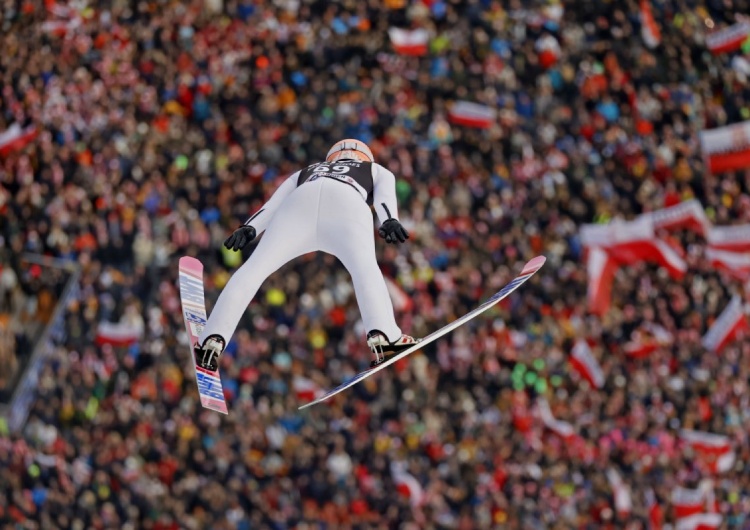 Dawid Kubacki zajął trzecie miejsce w Willingen Fenomenalny konkurs w Willingen! Polak na podium