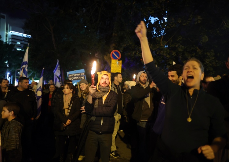 Tel Awiw. Protest przeciwko reformie sądownictwa Potężne protesty w Izraelu. Minister sprawiedliwości: reformy sądownictwa nie zostaną wstrzymane