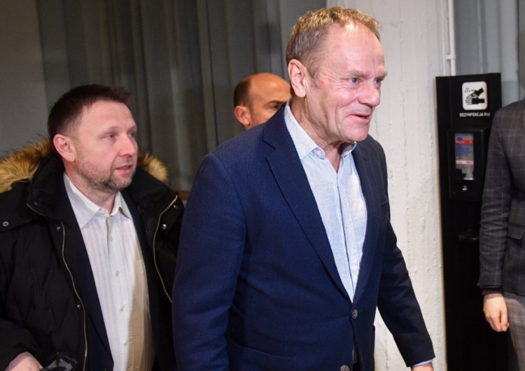 Szef PO Donald Tusk Wieczorne posiedzenie klubu KO. Nieoficjalne informacje