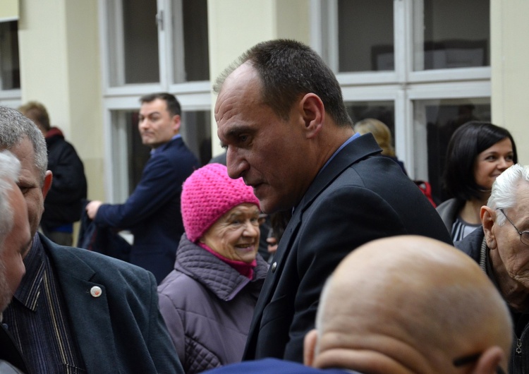 Paweł Kukiz Zaskakujące doniesienia: Sąd rozwiązał partię Kukiz'15