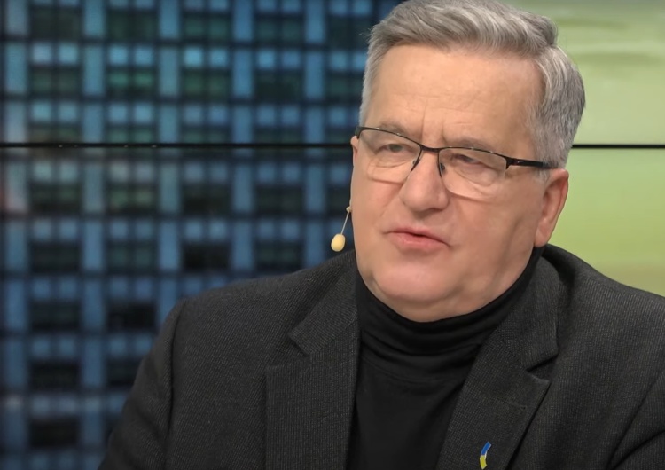 Bronisław Komorowski Komorowski pochwalił obecne władze. Tego redaktor Onetu się nie spodziewał [VIDEO]