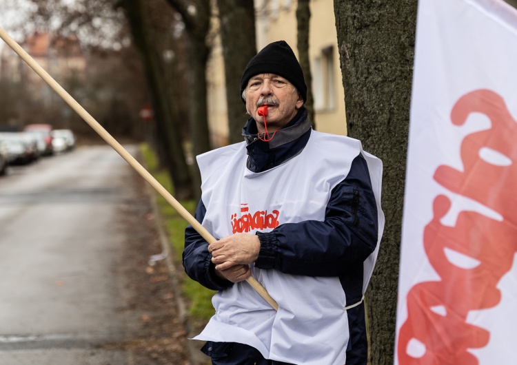  [Fotorelacja] Poznań. Pikieta pod siedzibą Wód Polskich 