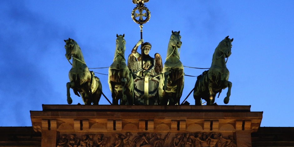 Jak może wyglądać polityka AfD wobec Polski? Analiza niemieckiego think-tanku