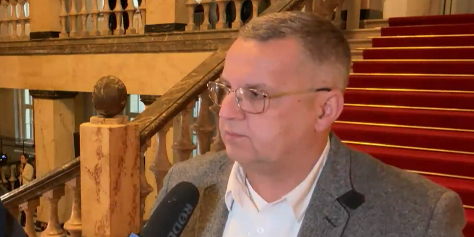 W Katowicach trwają rozmowy przedstawicieli protestujących górników z PG Silesia z ministrem Motyką