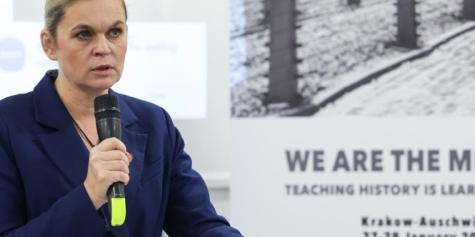 Minister Edukacji naruszyła ustawę. Skarga na Barbarę Nowacką