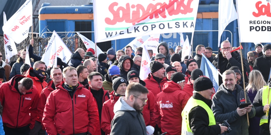 Nadajecie się tylko do tępienia ludzi!. Pracownicy Silesii pikietowali w obronie miejsc pracy