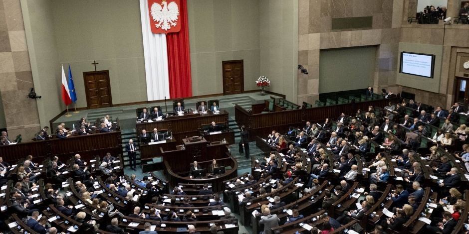 6 partii w Sejmie, Konfederacja i Braun z dwucyfrowym wynikiem. Zobacz najnowszy sondaż