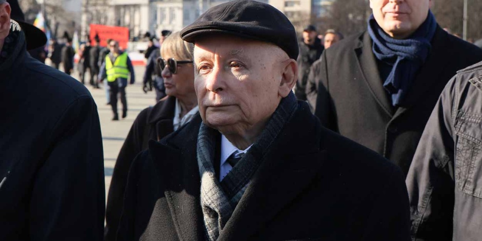 Prowokatorzy na miesięcznicy smoleńskiej. Kaczyński nie przebierał w słowach