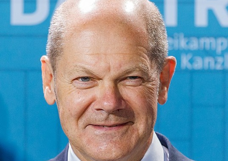 Olaf Scholz Kanclerz Scholz: „Regularnie rozmawiam z Putinem”