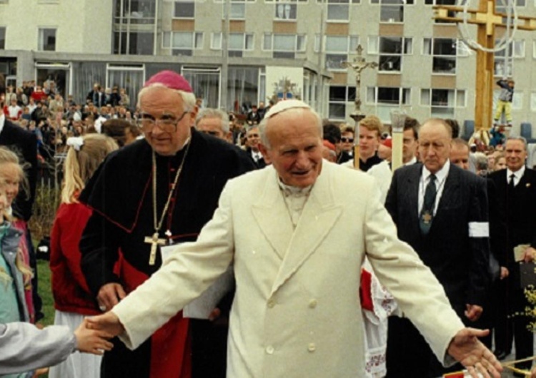 Jan Paweł II Ks. Ptasznik: Nie patrzmy na Jana Pawła II sentymentalnie, wracajmy do jego nauczania